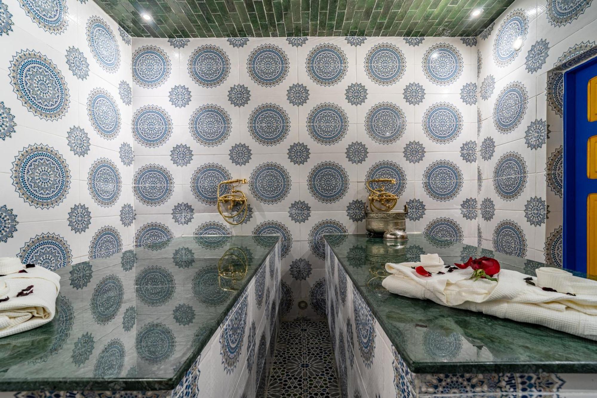 Quadruple Room Private Bathroom
